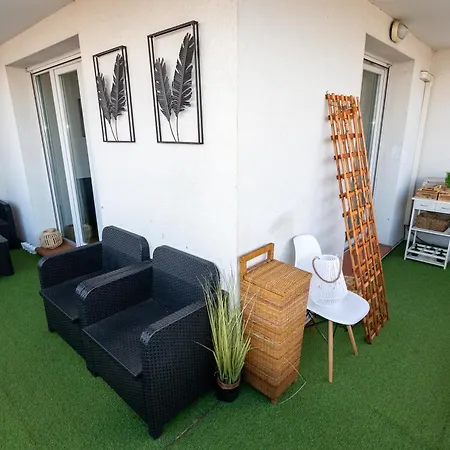 Lägenhet Chouette , Un T3 Cozy Proche Du Metro Et Parking Prive A Disposition *