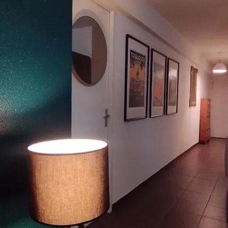 Chouette , Un T3 Cozy Proche Du Metro Et Parking Prive A Disposition