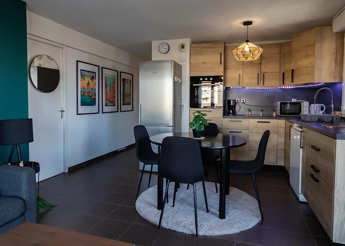 Apartment Chouette , Un T3 Cozy Proche Du Metro Et Parking Prive A Disposition