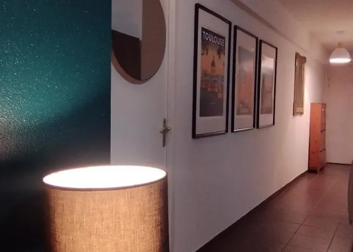 Chouette , Un T3 Cozy Proche Du Metro Et Parking Prive A Disposition