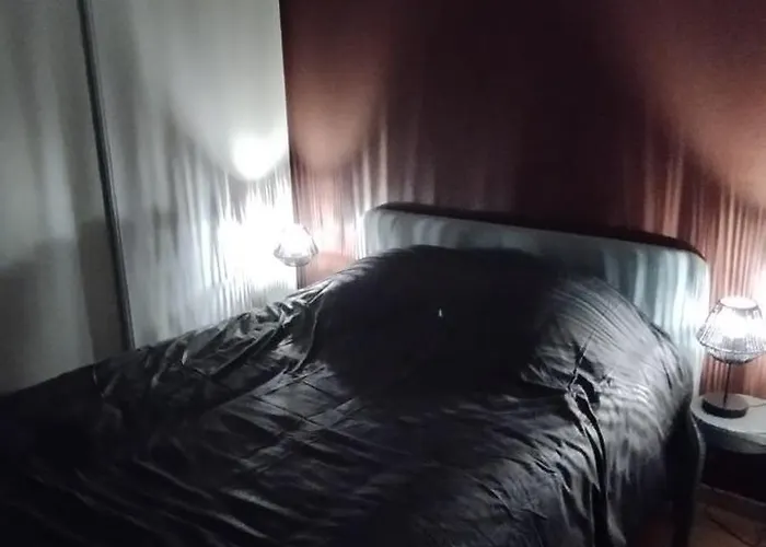 Chouette , Un T3 Cozy Proche Du Metro Et Parking Prive A Disposition トゥールーズ